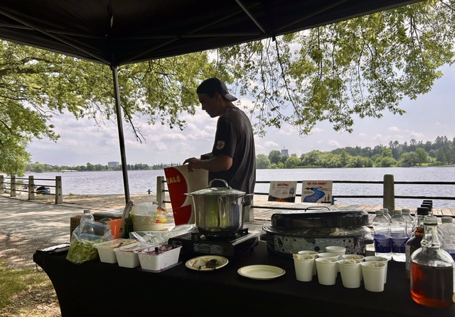Chelsea's Kitchen mobile setup beside Dow's Lake